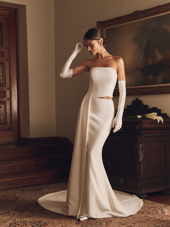 Bride wearing Sakura by Sottero and Midgley vintage wedding dress