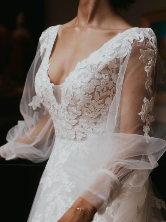 Bride wearing Alexandria by Rebecca Ingram